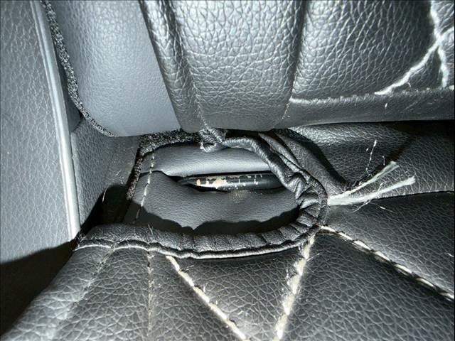 エクリプスクロスＰＨＥＶ Ｐ　全周囲カメラ　レーダークルーズ　ＡＣ１５００Ｗ　シートヒーター　ステアリングヒーター　コーナーセンサー　ドライブモード　電動パーキングブレーキ　オートホールド機能　ＬＥＤヘッドライト　パドルシフト（80枚目）