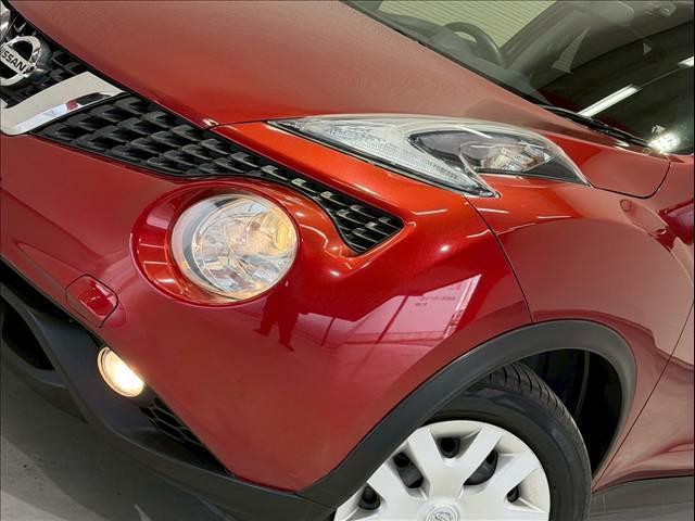 ジューク １５ＲＸ　純正ナビ　バックカメラ　ＥＴＣ　フォグランプ　アイドリングストップ　ドライブモード　純正１６インチアルミ　プッシュスタートボタン　横滑り防止機能　電動格納ミラー　オートライト　ハンズフリー　ＡＵＸ（10枚目）