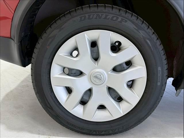 ジューク １５ＲＸ　純正ナビ　バックカメラ　ＥＴＣ　フォグランプ　アイドリングストップ　ドライブモード　純正１６インチアルミ　プッシュスタートボタン　横滑り防止機能　電動格納ミラー　オートライト　ハンズフリー　ＡＵＸ（27枚目）