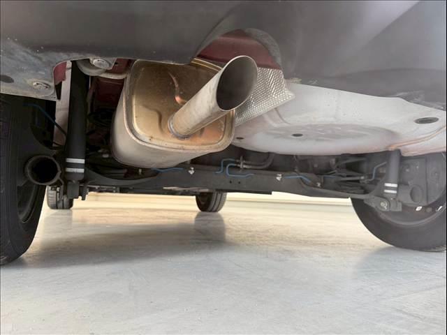 ジューク １５ＲＸ　純正ナビ　バックカメラ　ＥＴＣ　フォグランプ　アイドリングストップ　ドライブモード　純正１６インチアルミ　プッシュスタートボタン　横滑り防止機能　電動格納ミラー　オートライト　ハンズフリー　ＡＵＸ（35枚目）