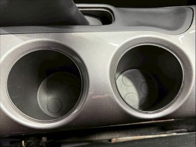 ジューク １５ＲＸ　純正ナビ　バックカメラ　ＥＴＣ　フォグランプ　アイドリングストップ　ドライブモード　純正１６インチアルミ　プッシュスタートボタン　横滑り防止機能　電動格納ミラー　オートライト　ハンズフリー　ＡＵＸ（53枚目）