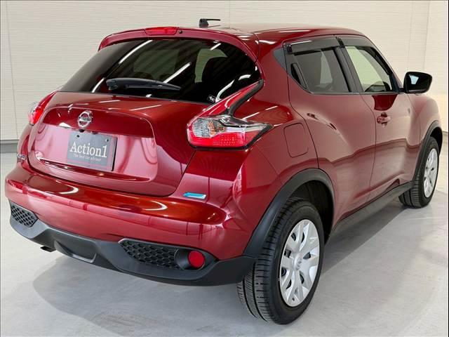 ジューク １５ＲＸ　純正ナビ　バックカメラ　ＥＴＣ　フォグランプ　アイドリングストップ　ドライブモード　純正１６インチアルミ　プッシュスタートボタン　横滑り防止機能　電動格納ミラー　オートライト　ハンズフリー　ＡＵＸ（75枚目）