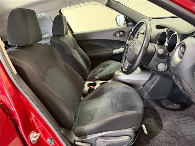 ジューク １５ＲＸ　純正ナビ　バックカメラ　ＥＴＣ　フォグランプ　アイドリングストップ　ドライブモード　純正１６インチアルミ　プッシュスタートボタン　横滑り防止機能　電動格納ミラー　オートライト　ハンズフリー　ＡＵＸ（79枚目）