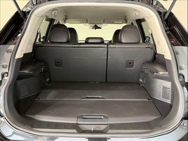 エクストレイル ２０Ｘ　純正ナビ　バックカメラ　シートヒーター　４ＷＤモードスイッチ　ダウンヒルアシスト　フルセグＴＶ　オートエアコン　アイドリングストップ　オートライト　ＩＳＯＦＩＸ　プッシュスタートボタン　ＥＴＣ（21枚目）