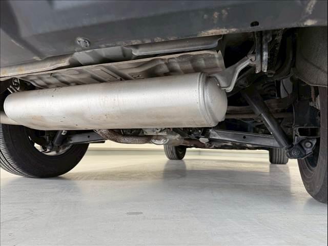 エクストレイル ２０Ｘ　純正ナビ　バックカメラ　シートヒーター　４ＷＤモードスイッチ　ダウンヒルアシスト　フルセグＴＶ　オートエアコン　アイドリングストップ　オートライト　ＩＳＯＦＩＸ　プッシュスタートボタン　ＥＴＣ（32枚目）