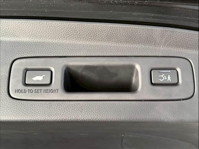 ヴェゼル ｅ：ＨＥＶ　Ｚ　ハーフレザー　パワーバックドア　ＢＳＭ　ホンダコネクトディスプレイ　レーダークルーズ　シートヒーター　ステアリングヒーター　コーナーセンサー　パドルシフト　ＥＴＣ　バックカメラ　純正１８インチＡＷ（6枚目）