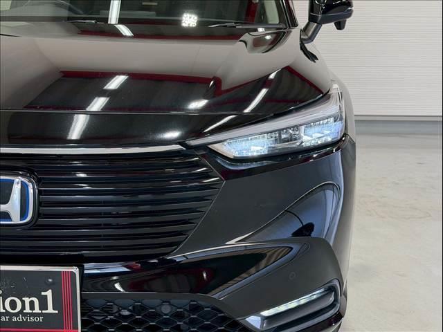 ヴェゼル ｅ：ＨＥＶ　Ｚ　ハーフレザー　パワーバックドア　ＢＳＭ　ホンダコネクトディスプレイ　レーダークルーズ　シートヒーター　ステアリングヒーター　コーナーセンサー　パドルシフト　ＥＴＣ　バックカメラ　純正１８インチＡＷ（24枚目）