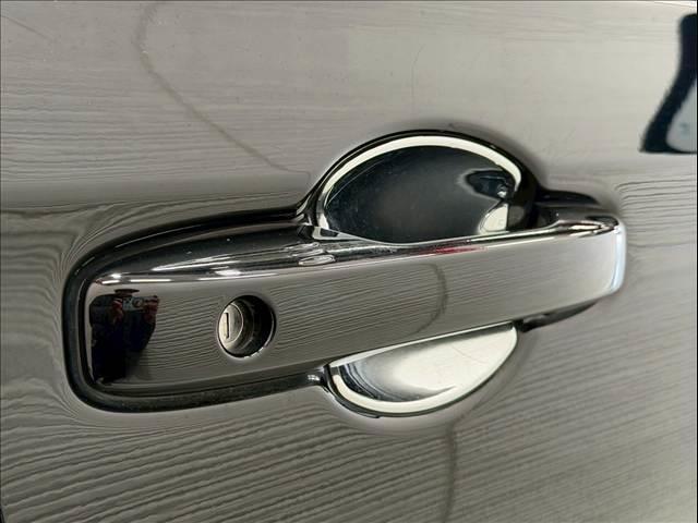 ヴェゼル ｅ：ＨＥＶ　Ｚ　ハーフレザー　パワーバックドア　ＢＳＭ　ホンダコネクトディスプレイ　レーダークルーズ　シートヒーター　ステアリングヒーター　コーナーセンサー　パドルシフト　ＥＴＣ　バックカメラ　純正１８インチＡＷ（26枚目）