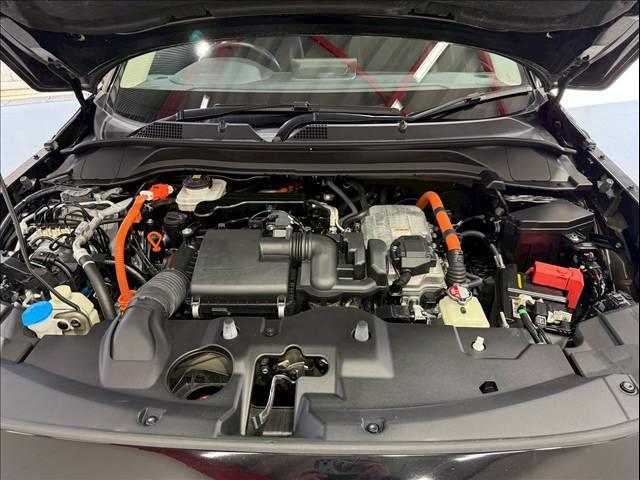 ヴェゼル ｅ：ＨＥＶ　Ｚ　ハーフレザー　パワーバックドア　ＢＳＭ　ホンダコネクトディスプレイ　レーダークルーズ　シートヒーター　ステアリングヒーター　コーナーセンサー　パドルシフト　ＥＴＣ　バックカメラ　純正１８インチＡＷ（28枚目）