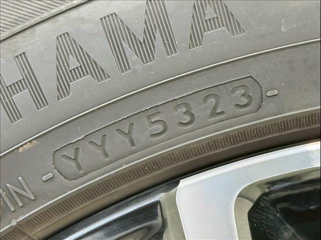 ヴェゼル ｅ：ＨＥＶ　Ｚ　ハーフレザー　パワーバックドア　ＢＳＭ　ホンダコネクトディスプレイ　レーダークルーズ　シートヒーター　ステアリングヒーター　コーナーセンサー　パドルシフト　ＥＴＣ　バックカメラ　純正１８インチＡＷ（32枚目）