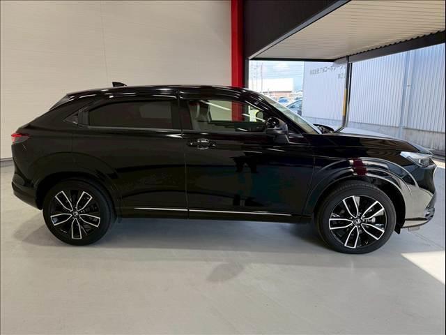 ヴェゼル ｅ：ＨＥＶ　Ｚ　ハーフレザー　パワーバックドア　ＢＳＭ　ホンダコネクトディスプレイ　レーダークルーズ　シートヒーター　ステアリングヒーター　コーナーセンサー　パドルシフト　ＥＴＣ　バックカメラ　純正１８インチＡＷ（38枚目）