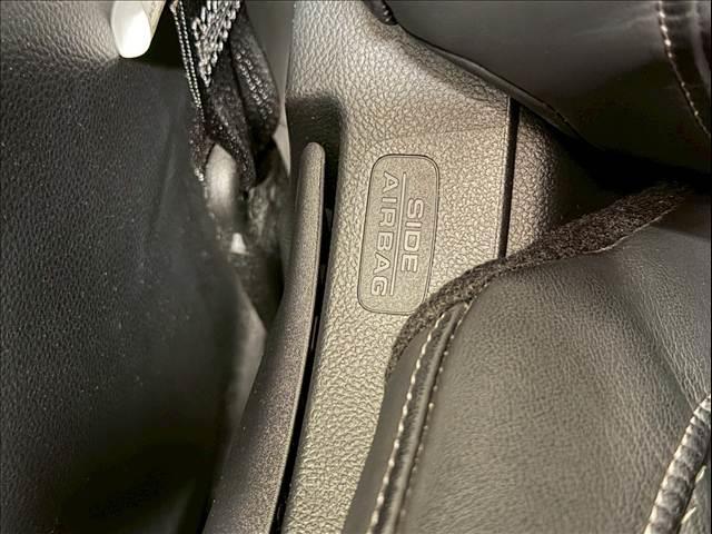 ヴェゼル ｅ：ＨＥＶ　Ｚ　ハーフレザー　パワーバックドア　ＢＳＭ　ホンダコネクトディスプレイ　レーダークルーズ　シートヒーター　ステアリングヒーター　コーナーセンサー　パドルシフト　ＥＴＣ　バックカメラ　純正１８インチＡＷ（77枚目）
