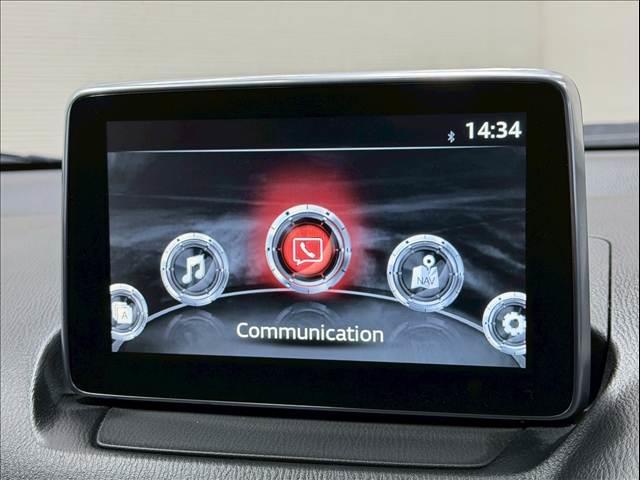 �y�����i�r�z�l�C�̏����i�r�𑕔����Ă���܂��B�i�r�̎g���₷���͂������A�I�[�f�B�I�@�\���[���I�L�����v�◷�s�͂������A�ʋ΂┃�����ȂǕ��i�̃h���C�u���y�����Ȃ�͂���