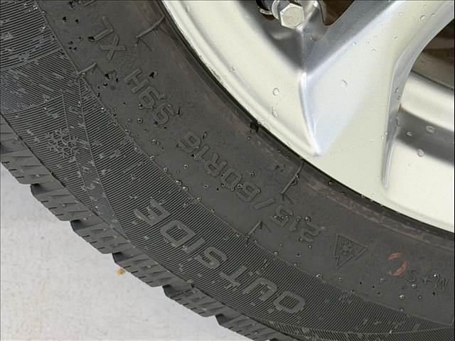 �e��I�[�g���[�������p�ӂ��Ă���܂��B�����O�~����R���\�B�P�Q�񂩂�P�Q�O��܂ł��x���񐔂����I�ђ����܂��B���ÎԂ���V�Ԃ��ׂĂɂ����p�����܂��B���C�y�ɃX�^�b�t�ւ����k���������B