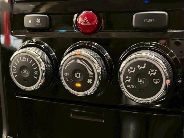 デリカD:5 D プレミアム ワンオーナー 両側パワースライド 純正ナビ パワーバックドア クルーズコントロール パドルシフト シートヒーター AC100V パワーシート バック・サイド・フロントカメラ ETC スマートキー(12枚目)