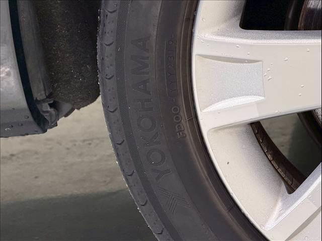 デリカD:5 D プレミアム ワンオーナー 両側パワースライド 純正ナビ パワーバックドア クルーズコントロール パドルシフト シートヒーター AC100V パワーシート バック・サイド・フロントカメラ ETC スマートキー(30枚目)