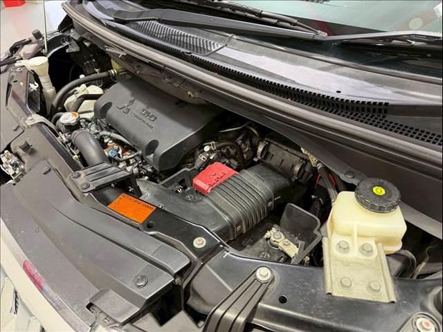 デリカD:5 D パワーパッケージ 両側パワースライド アルパインBIGX クルーズコントロール シートヒーター バックカメラ パドルシフト ETC スマートキー フルセグ CD/DVD再生 Bluetooth 純正18インチAW(14枚目)