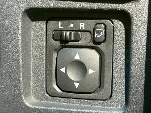 デリカD:5 D パワーパッケージ 両側パワースライド アルパインBIGX クルーズコントロール シートヒーター バックカメラ パドルシフト ETC スマートキー フルセグ CD/DVD再生 Bluetooth 純正18インチAW(49枚目)