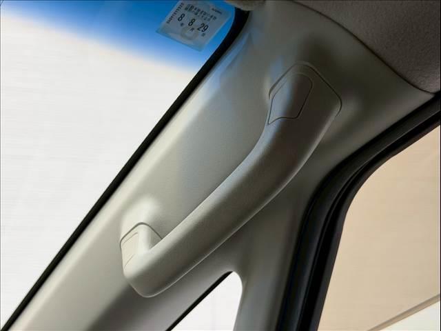 デリカD:5 D パワーパッケージ 両側パワースライド アルパインBIGX クルーズコントロール シートヒーター バックカメラ パドルシフト ETC スマートキー フルセグ CD/DVD再生 Bluetooth 純正18インチAW(76枚目)