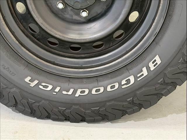 ＦＪクルーザー カラーパッケージ　ＢＦグッドリッチオールテレーン２６５／７０／１７　クルーズコントロール　純正ナビ　バックカメラ　リアソナー　ＥＴＣ　ドライブレコーダー　フロントフォグ　フルセグ　ＣＤ／ＤＶＤ再生　Ｂｌｕｅｔｏｏｔｈ（38枚目）