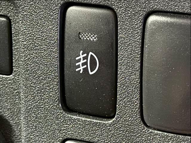 ＦＪクルーザー カラーパッケージ　ＢＦグッドリッチオールテレーン２６５／７０／１７　クルーズコントロール　純正ナビ　バックカメラ　リアソナー　ＥＴＣ　ドライブレコーダー　フロントフォグ　フルセグ　ＣＤ／ＤＶＤ再生　Ｂｌｕｅｔｏｏｔｈ（65枚目）