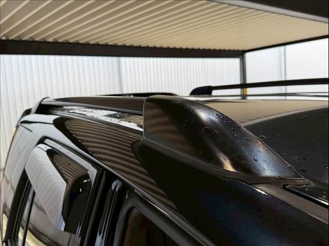 ハイラックスサーフ ＳＳＲ－Ｘリミテッド　社外ＡＷ　ＤＵＥＬＥＲ　Ｍ／Ｔ　社外グリル　ルーフレール　シートカバー　カロッツェリアディスプレイオーディオ　バックカメラ　ＥＴＣ　センターデフロック　ＡＣ１００Ｖ　パートタイム４ＷＤ　キーレスキー（6枚目）