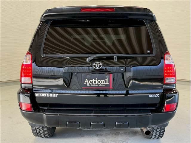 ハイラックスサーフ ＳＳＲ－Ｘリミテッド　社外ＡＷ　ＤＵＥＬＥＲ　Ｍ／Ｔ　社外グリル　ルーフレール　シートカバー　カロッツェリアディスプレイオーディオ　バックカメラ　ＥＴＣ　センターデフロック　ＡＣ１００Ｖ　パートタイム４ＷＤ　キーレスキー（40枚目）
