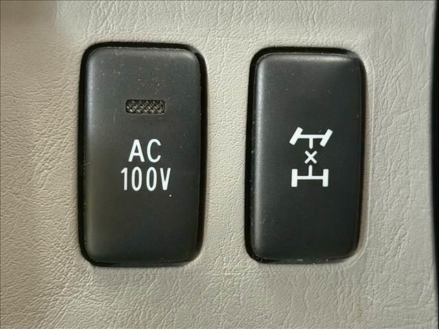 ハイラックスサーフ ＳＳＲ－Ｘリミテッド　社外ＡＷ　ＤＵＥＬＥＲ　Ｍ／Ｔ　社外グリル　ルーフレール　シートカバー　カロッツェリアディスプレイオーディオ　バックカメラ　ＥＴＣ　センターデフロック　ＡＣ１００Ｖ　パートタイム４ＷＤ　キーレスキー（55枚目）