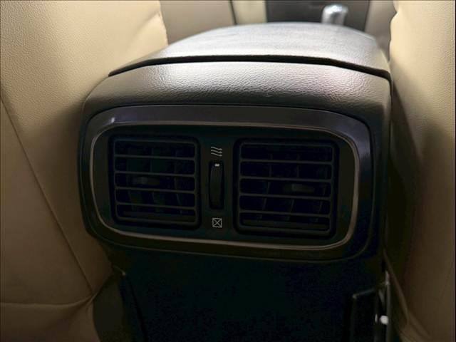 ハイラックスサーフ ＳＳＲ－Ｘリミテッド　社外ＡＷ　ＤＵＥＬＥＲ　Ｍ／Ｔ　社外グリル　ルーフレール　シートカバー　カロッツェリアディスプレイオーディオ　バックカメラ　ＥＴＣ　センターデフロック　ＡＣ１００Ｖ　パートタイム４ＷＤ　キーレスキー（64枚目）