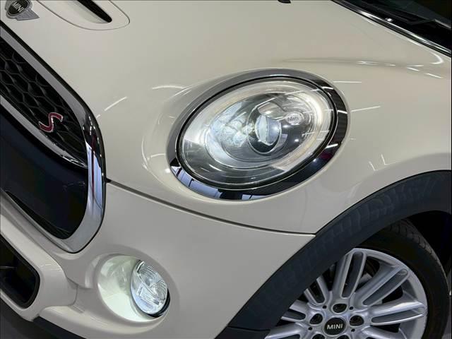 MINI クーパーS 純正ナビ バックカメラ ミラー一体型ETC クルーズコントロール コンフォートアクセス ステアリングリモコン アイドリングストップ USBポート Bluetooth スマートキー 純正17インチAW(10枚目)