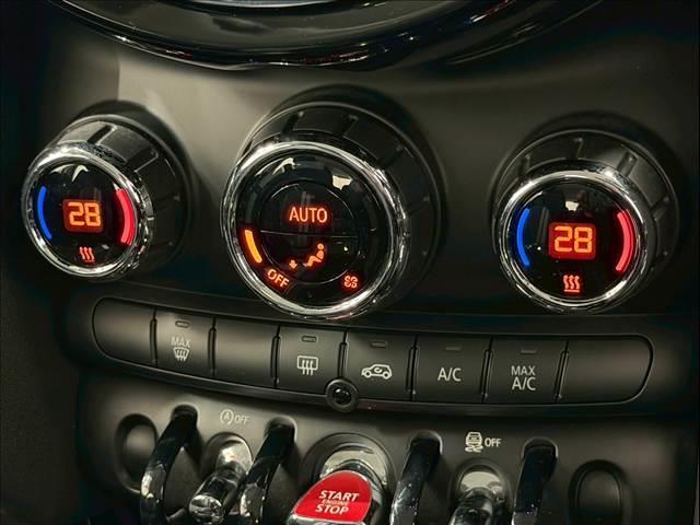 MINI クーパーS 純正ナビ バックカメラ ミラー一体型ETC クルーズコントロール コンフォートアクセス ステアリングリモコン アイドリングストップ USBポート Bluetooth スマートキー 純正17インチAW(12枚目)