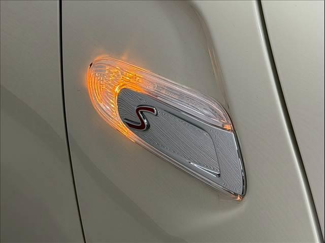 MINI クーパーS 純正ナビ バックカメラ ミラー一体型ETC クルーズコントロール コンフォートアクセス ステアリングリモコン アイドリングストップ USBポート Bluetooth スマートキー 純正17インチAW(28枚目)