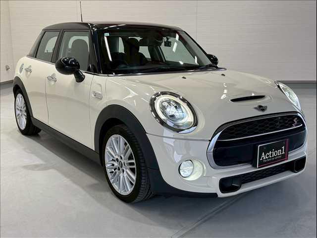 MINI クーパーS 純正ナビ バックカメラ ミラー一体型ETC クルーズコントロール コンフォートアクセス ステアリングリモコン アイドリングストップ USBポート Bluetooth スマートキー 純正17インチAW(40枚目)