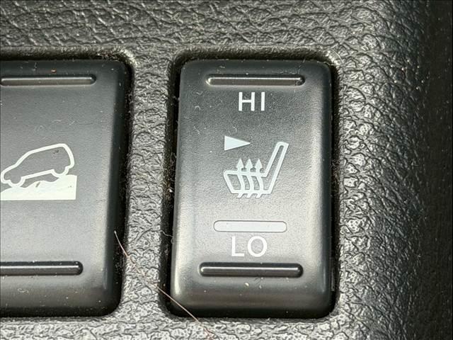 エクストレイル ２０Ｘ　純正ナビ　バックカメラ　シートヒーター　ルーフレール　ＥＴＣ　インテリジェントキー　ＣＤ／ＤＶＤ再生　Ｂｌｕｅｔｏｏｔｈ　カプロンシート　オートライト　オートエアコン　純正１７インチＡＷ（5枚目）