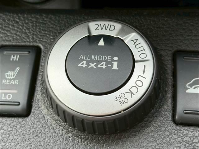 エクストレイル ２０Ｘ　純正ナビ　バックカメラ　シートヒーター　ルーフレール　ＥＴＣ　インテリジェントキー　ＣＤ／ＤＶＤ再生　Ｂｌｕｅｔｏｏｔｈ　カプロンシート　オートライト　オートエアコン　純正１７インチＡＷ（6枚目）