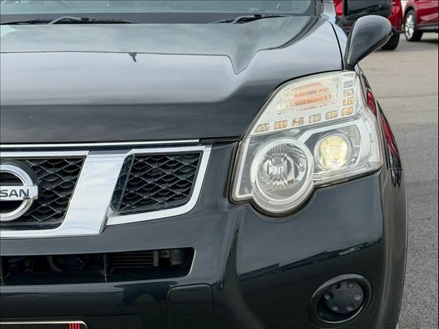 エクストレイル ２０Ｘ　純正ナビ　バックカメラ　シートヒーター　ルーフレール　ＥＴＣ　インテリジェントキー　ＣＤ／ＤＶＤ再生　Ｂｌｕｅｔｏｏｔｈ　カプロンシート　オートライト　オートエアコン　純正１７インチＡＷ（39枚目）