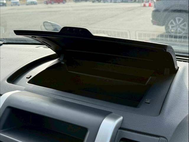 エクストレイル ２０Ｘ　純正ナビ　バックカメラ　シートヒーター　ルーフレール　ＥＴＣ　インテリジェントキー　ＣＤ／ＤＶＤ再生　Ｂｌｕｅｔｏｏｔｈ　カプロンシート　オートライト　オートエアコン　純正１７インチＡＷ（61枚目）