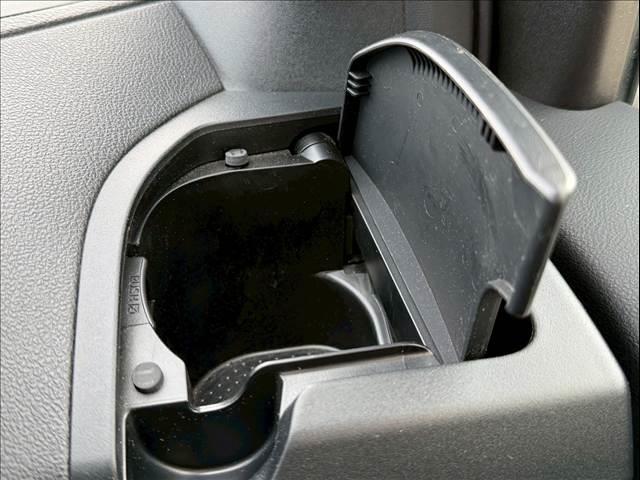 エクストレイル ２０Ｘ　純正ナビ　バックカメラ　シートヒーター　ルーフレール　ＥＴＣ　インテリジェントキー　ＣＤ／ＤＶＤ再生　Ｂｌｕｅｔｏｏｔｈ　カプロンシート　オートライト　オートエアコン　純正１７インチＡＷ（69枚目）