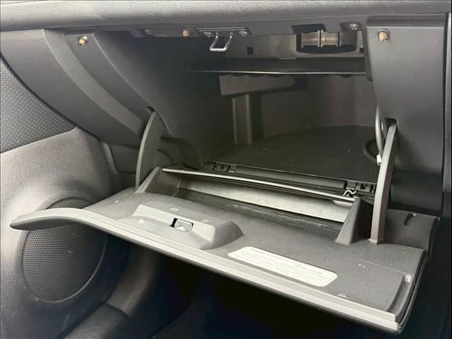 エクストレイル ２０Ｘ　純正ナビ　バックカメラ　シートヒーター　ルーフレール　ＥＴＣ　インテリジェントキー　ＣＤ／ＤＶＤ再生　Ｂｌｕｅｔｏｏｔｈ　カプロンシート　オートライト　オートエアコン　純正１７インチＡＷ（71枚目）