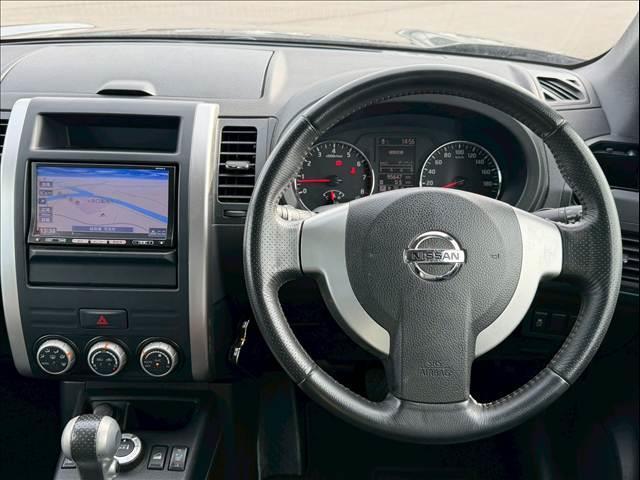 エクストレイル ２０Ｘ　純正ナビ　バックカメラ　シートヒーター　ルーフレール　ＥＴＣ　インテリジェントキー　ＣＤ／ＤＶＤ再生　Ｂｌｕｅｔｏｏｔｈ　カプロンシート　オートライト　オートエアコン　純正１７インチＡＷ（74枚目）