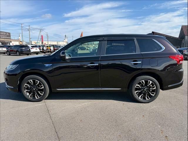 �e��I�[�g���[�������p�ӂ��Ă���܂��B�����O�~����R���\�B�P�Q�񂩂�P�Q�O��܂ł��x���񐔂����I�ђ����܂��B���ÎԂ���V�Ԃ��ׂĂɂ����p�����܂��B���C�y�ɃX�^�b�t�ւ����k���������B