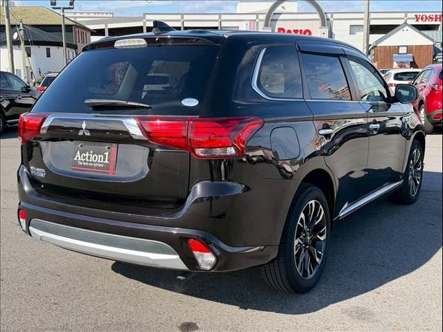 �e��I�[�g���[�������p�ӂ��Ă���܂��B�����O�~����R���\�B�P�Q�񂩂�P�Q�O��܂ł��x���񐔂����I�ђ����܂��B���ÎԂ���V�Ԃ��ׂĂɂ����p�����܂��B���C�y�ɃX�^�b�t�ւ����k���������B