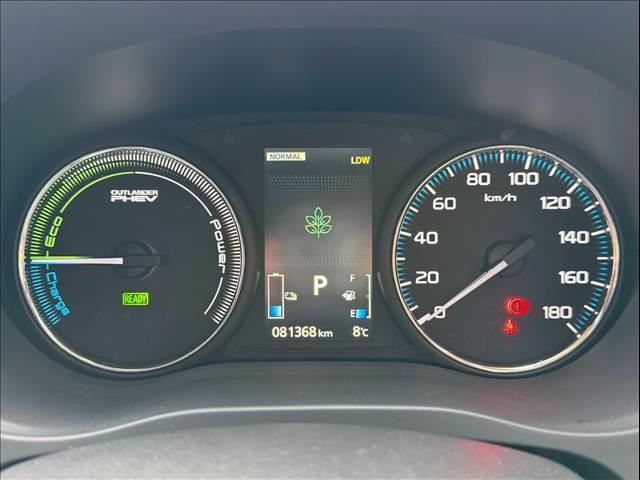 �e��I�[�g���[�������p�ӂ��Ă���܂��B�����O�~����R���\�B�P�Q�񂩂�P�Q�O��܂ł��x���񐔂����I�ђ����܂��B���ÎԂ���V�Ԃ��ׂĂɂ����p�����܂��B���C�y�ɃX�^�b�t�ւ����k���������B