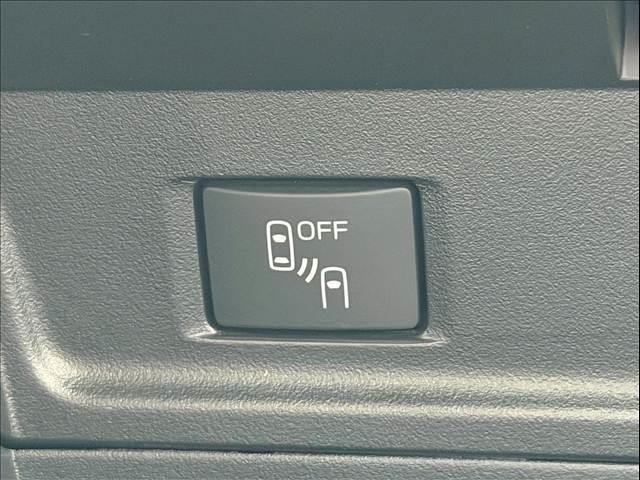 �y�u���C���h�X�|�b�g���j�^�����O�z���s���A�h�A�~���[�̎��p�ɂȂ�₷���ӏ��Ɍ㑱�Ԃ��ڋ߂���ƃT�C�h�~���[�t�߂Ɍx����\���A�h���C�o�[�ɒ��ӊ��N�����Ă���܂��B