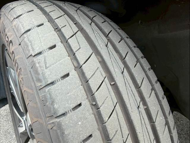 �e��I�[�g���[�������p�ӂ��Ă���܂��B�����O�~����R���\�B�P�Q�񂩂�P�Q�O��܂ł��x���񐔂����I�ђ����܂��B���ÎԂ���V�Ԃ��ׂĂɂ����p�����܂��B���C�y�ɃX�^�b�t�ւ����k���������B