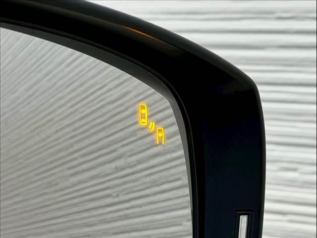 �e��I�[�g���[�������p�ӂ��Ă���܂��B�����O�~����R���\�B�P�Q�񂩂�P�Q�O��܂ł��x���񐔂����I�ђ����܂��B���ÎԂ���V�Ԃ��ׂĂɂ����p�����܂��B���C�y�ɃX�^�b�t�ւ����k���������B