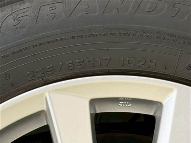 �e��I�[�g���[�������p�ӂ��Ă���܂��B�����O�~����R���\�B�P�Q�񂩂�P�Q�O��܂ł��x���񐔂����I�ђ����܂��B���ÎԂ���V�Ԃ��ׂĂɂ����p�����܂��B���C�y�ɃX�^�b�t�ւ����k���������B