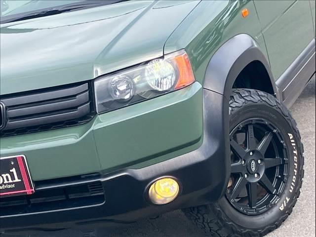 クロスロード ２０Ｘ　全塗装　グリーンマッドブラック　社外１６ＡＷ　ＢＦグッドリッチオールテレーン２１５／７０／１６　純正ＨＤＤナビ　バックカメラ　ＥＴＣ　ステアリングリモコン　スマートキー　ＣＤ／ＤＶＤ再生（10枚目）