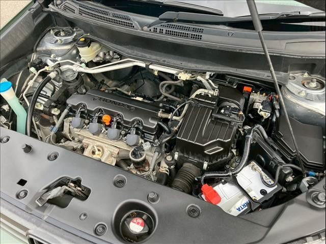 クロスロード ２０Ｘ　全塗装　グリーンマッドブラック　社外１６ＡＷ　ＢＦグッドリッチオールテレーン２１５／７０／１６　純正ＨＤＤナビ　バックカメラ　ＥＴＣ　ステアリングリモコン　スマートキー　ＣＤ／ＤＶＤ再生（14枚目）