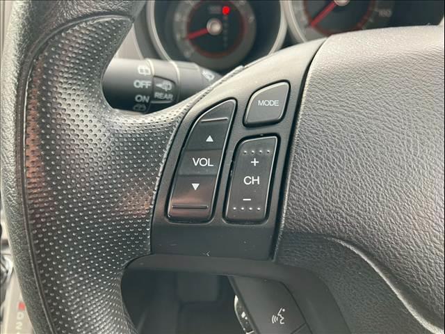 クロスロード ２０Ｘ　全塗装　グリーンマッドブラック　社外１６ＡＷ　ＢＦグッドリッチオールテレーン２１５／７０／１６　純正ＨＤＤナビ　バックカメラ　ＥＴＣ　ステアリングリモコン　スマートキー　ＣＤ／ＤＶＤ再生（15枚目）